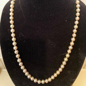 Pearl necklace